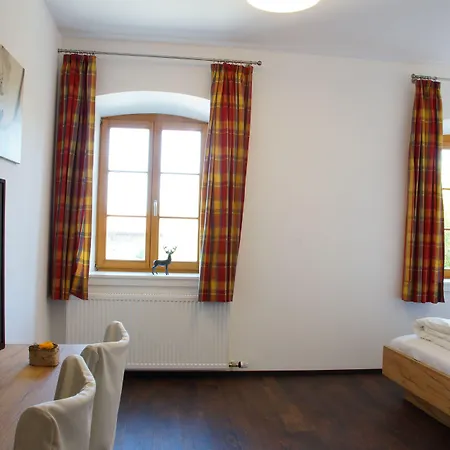 & Hotel 3*